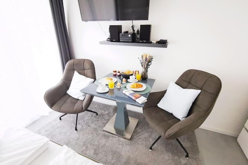 Hh 03 By Rockchair - Superhost Status - Modernes Apartment Mit Sonnigem Balkon & Premium Boxspringbetten In Winterhude - Hamburg Top Geheimtipp Εξωτερικό φωτογραφία