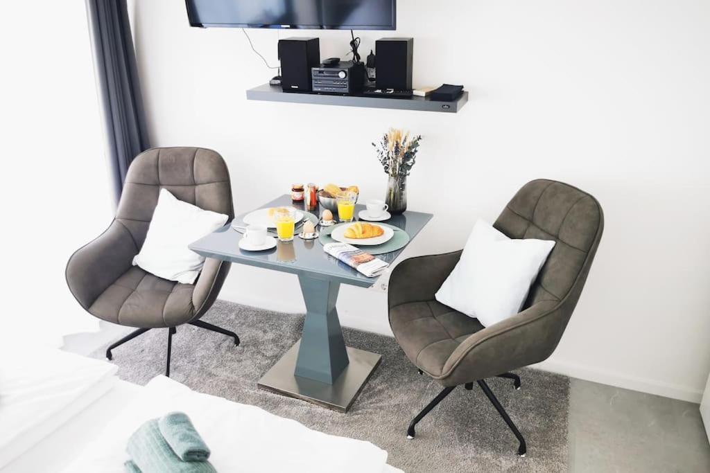 Hh 03 By Rockchair - Superhost Status - Modernes Apartment Mit Sonnigem Balkon & Premium Boxspringbetten In Winterhude - Hamburg Top Geheimtipp Εξωτερικό φωτογραφία