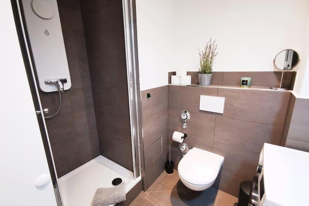 Hh 03 By Rockchair - Superhost Status - Modernes Apartment Mit Sonnigem Balkon & Premium Boxspringbetten In Winterhude - Hamburg Top Geheimtipp Εξωτερικό φωτογραφία
