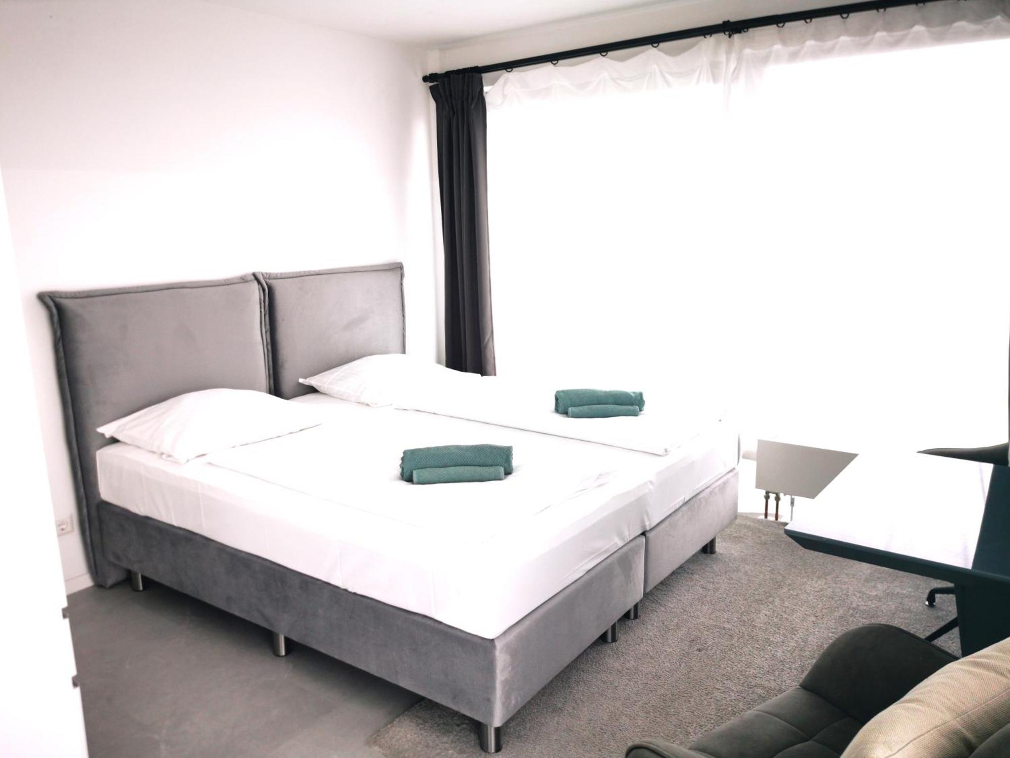 Hh 03 By Rockchair - Superhost Status - Modernes Apartment Mit Sonnigem Balkon & Premium Boxspringbetten In Winterhude - Hamburg Top Geheimtipp Εξωτερικό φωτογραφία